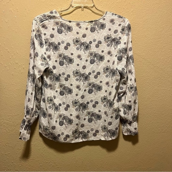 Lucky Brand, Women’s Floral, Crew Neck Top, Size Medium - Picture 7 of 8